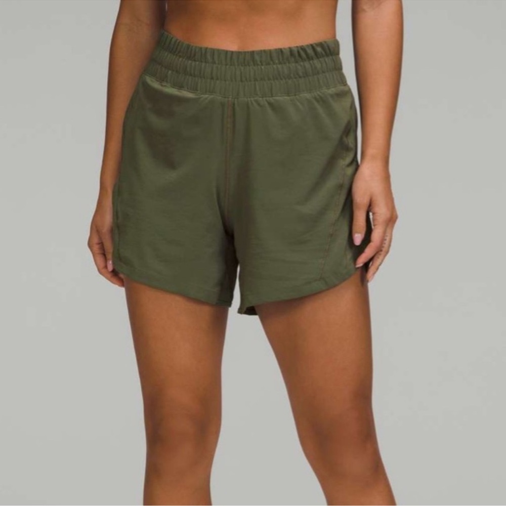 Lululemon Track that 5 in shorts